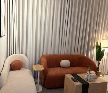 Dammam Apartamento | Luxury 1BR Suite Walk to Café&Supermarket