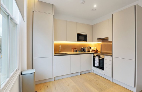 Abingdon Apartamento | Luxury 2-Bed, 2-Bath Apartment in Kensington – Perfect for a Stylish Stay