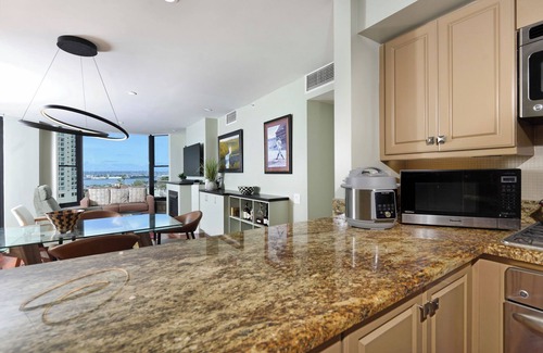 Downtown San Diego Condominio | Luxury 2-Bed, 2-Bath Condo with Stunning Bay Views
