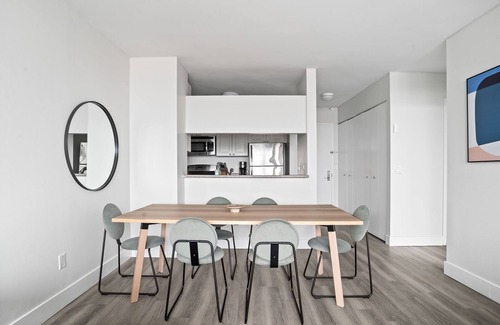 Midtown West Apartamento | Luxury 2 bed 2 bath in Time Squeare
