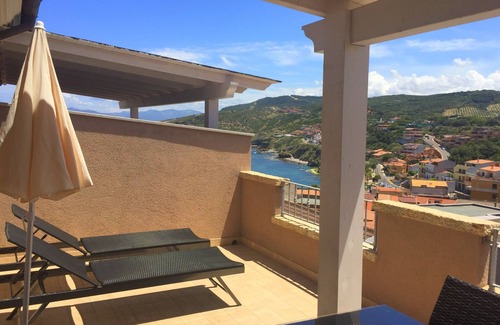Castelsardo Apartamento | Lujo apartamento de 2 dormitorios con vistas al mar, cerca de la mar y las tiendas, NUEVO wifi