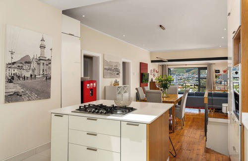 Cape Town City Centre Apartamento | Large House with spectacular Views + Pool!