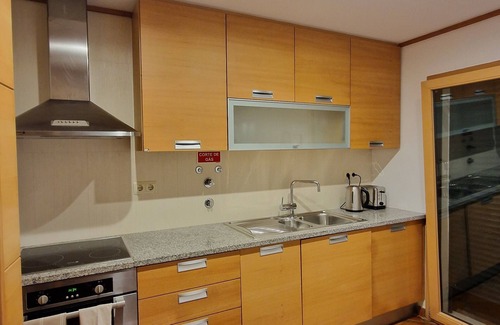 Burgau Apartamento | Apartamento de lujo de 2 dormitorios cerca de la playa, además de aire acondicionado y WIFI gratuito