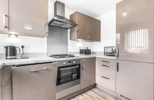 Gosforth Casa | Luxury 2 Bed House City Centre ✘ BBQ & GARDEN ☆ FAMILY FRIENDLY → FREE PARKING