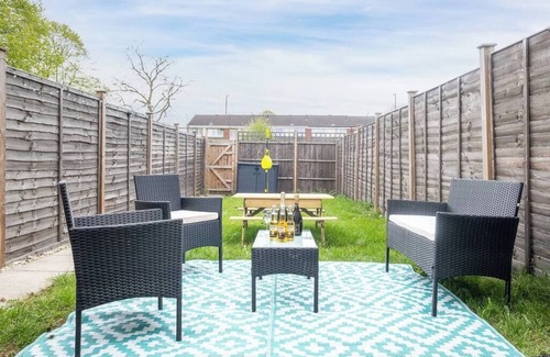 Gosforth Casa | Luxury 2 Bed House City Centre ✘ BBQ & GARDEN ☆ FAMILY FRIENDLY → FREE PARKING