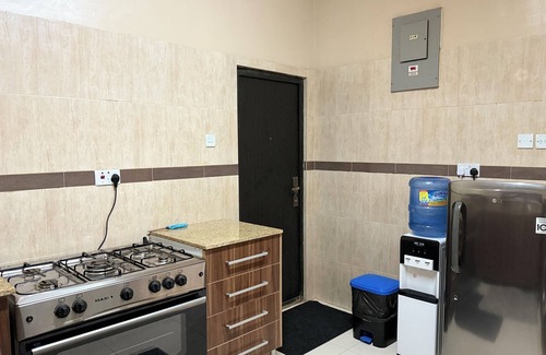 Ibadan Casa | Luxury 2-bed w 24h light in Kolapo Ishola GRA