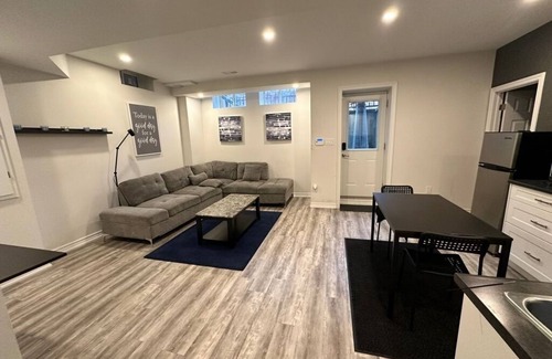 Brampton Apartamento | Luxury 2 bedroom 2 bath BSMT apartment