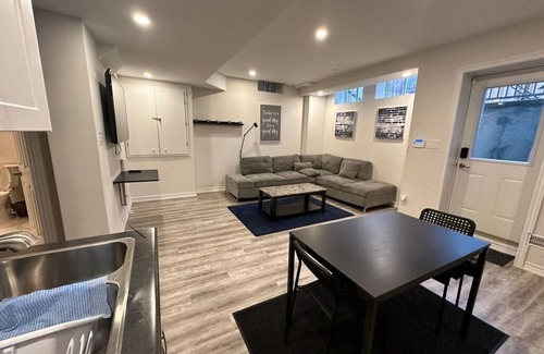 Brampton Apartamento | Luxury 2 bedroom 2 bath BSMT apartment