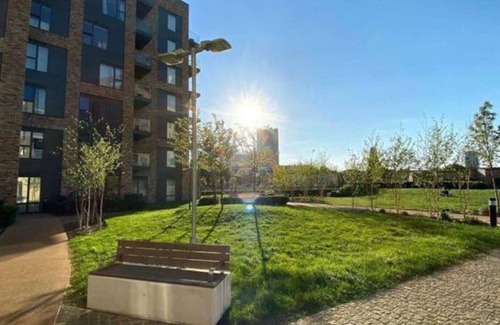 Addiscombe Apartamento | Luxury 2 Bedroom 2 Bathroom Apartment East Croydon