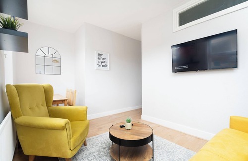 Northumberland Park Condominio | Luxury 2 Bedroom Apartment. A Quick 5 Minute Walk from Tottenham Hotspur Stadium