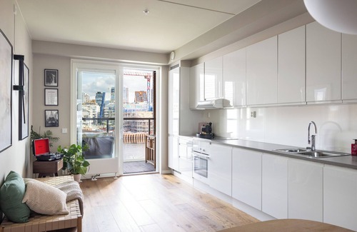 Gamle Oslo Apartamento | Luxury 2-bedroom apartment with WiFi, AC in welcoming Oslo