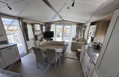 Porthcawl Casa | Luxury 2 bedroom family caravan, with decking and close to the beach.