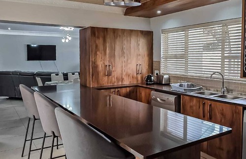 Milnerton Casa | Luxury 2-bedroom house in Cape Town