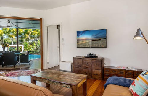Byron Bay Casa | Villa de lujo de 2 dormitorios con piscina, a pie de la playa y del centro de Byron
