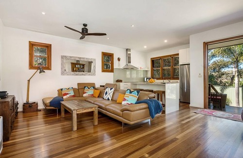 Byron Bay Casa | Villa de lujo de 2 dormitorios con piscina, a pie de la playa y del centro de Byron