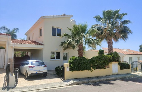 Ayia Marina Chrysochous Villa | Luxury 2 bedroom Villa with Heated* Pool.