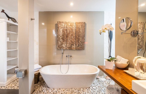 Banjar Semer Villa | Luxury 2 Bedroom Villa with Pool near Canggu - Housekeeping Included