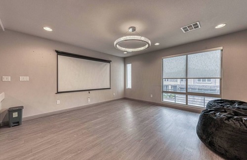 Enterprise Casa | Luxury 2 Story 3 Car Garage Home