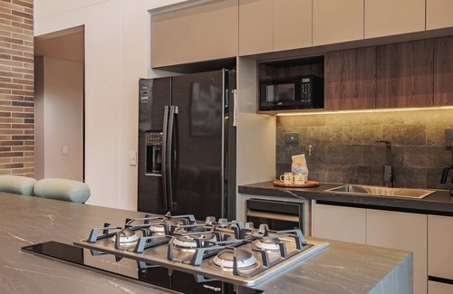 Alejandria Apartamento | Luxury 2490 sqft Duplex with unbeatable city view with pool and gym