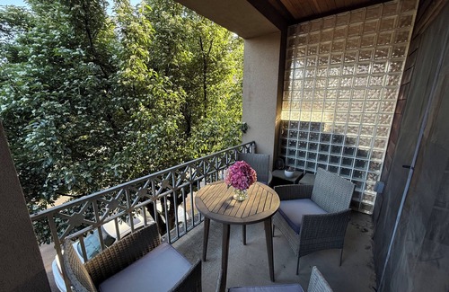Northwest Portland Casa | Luxury 2bd/2.5 bath fully furn townhome in best area near NW 23rd & trails.