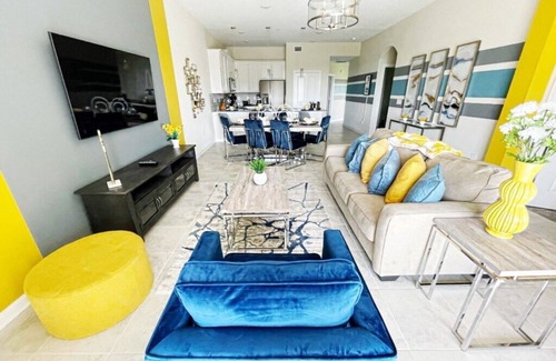 Davenport Condominio | Luxury 2bd/2 bath Condo Home 232