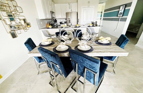 Davenport Condominio | Luxury 2bd/2 bath Condo Home 232