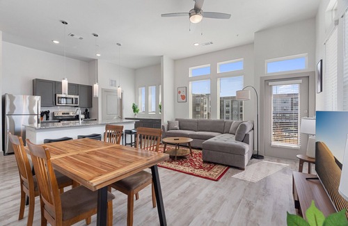 Stony Ridge North Apartamento | Luxury 2BD/2BA Next to Airport 0838