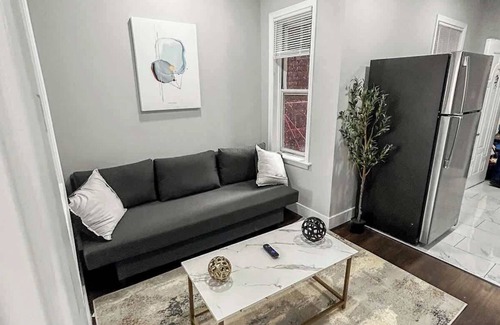 Southwark Apartamento | Luxury 2BD | 4 Beds | Queens Village