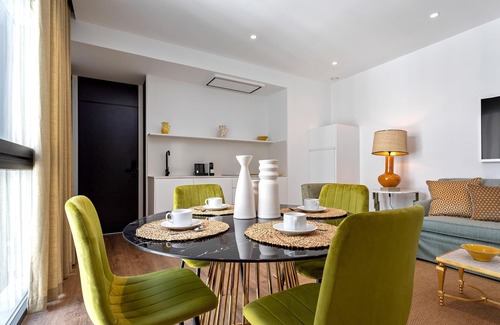 Triana Apartamento | Luxury 2bd view Torre del Oro. Betis XII