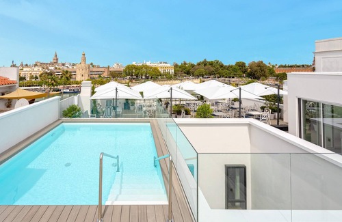 Triana Apartamento | Luxury 2bd view Torre del Oro. Betis XII