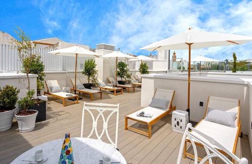Triana Apartamento | Luxury 2bd view Torre del Oro. Betis XII