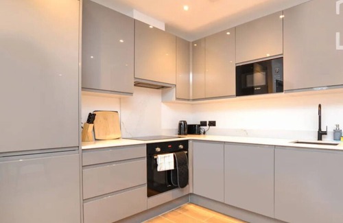 Finchley Apartamento | Luxury 2BR 2BA London Apartment – Ideal for Families & Business Travel