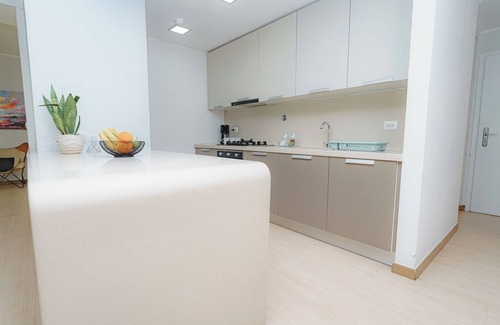 Tumba Vieja Apartamento | Apto de lujo 2 hab, vista ciudad, parking, balcón