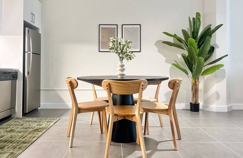 Historic Core Apartamento | Stunning 2BD 1TB in Downtown LA!