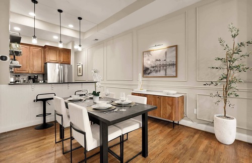 Columbia Heights Apartamento | Luxury 2BR + Parking | Heart of DC – Walk to Metro