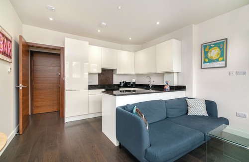 Golders Green Apartamento | Luxury 2BR Stay | Heart of London