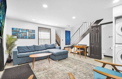 Wilton Manors Villa | Luxury 2BR Villa | Modern Comfort & Style