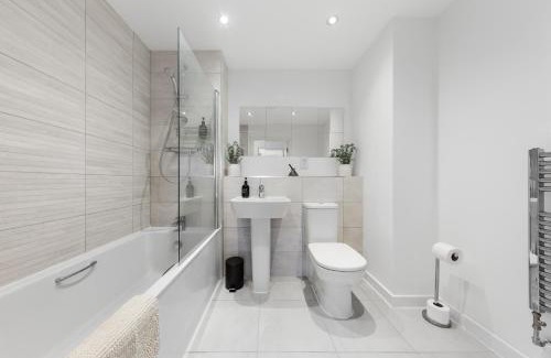 Park Royal Apartamento | Luxury 3 bed apartment with Balcony