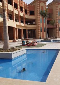 Cairo Apartamento | Luxury 3 bed room apartment in rehab october city compound - modern open view luxury stay