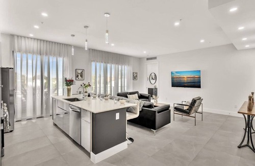Poinciana Park Apartamento | Luxury 3 Bedrooms APT Brand new, Perfectly located #201