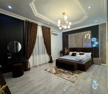 Enugu Apartamento | Luxury 3 Bedroom Bungalow at Golf Estate