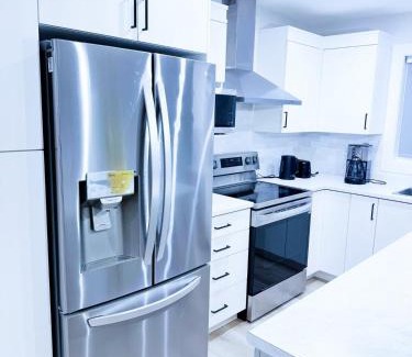 Moncton Casa | Luxury 3-Bedroom Full House Near Magnetic Hill