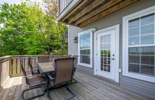 Halifax Casa | Luxury 3-Bedroom Furnished Home. View of NW Arm Min. 28 nights.