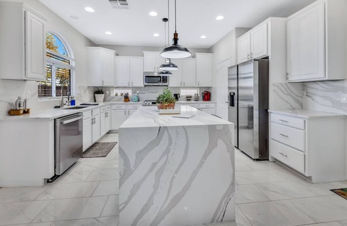 Gilbert Casa | Luxury 3 Bedroom Home in Gilbert