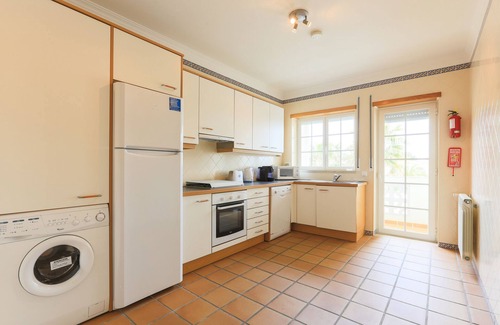 Praia del Rei Apartamento | ¡Lujo de 3 dormitorios en el prestigioso Praia del Rey Golf and Beach Resort!