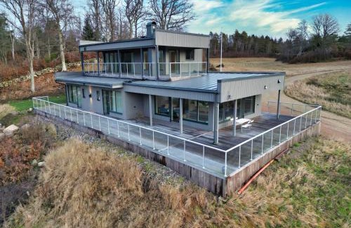 Bjallansas Casa | Luxury 3 Bedroom Modern House in Nature