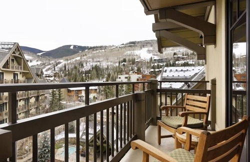 Vail Condominio | Luxury 3 Bedroom Residence at The Four Seasons, Vail - spa, pool, fitness & more