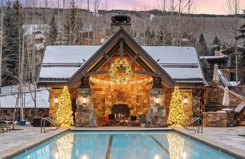 Vail Condominio | Luxury 3 Bedroom Residence at The Four Seasons, Vail - spa, pool, fitness & more