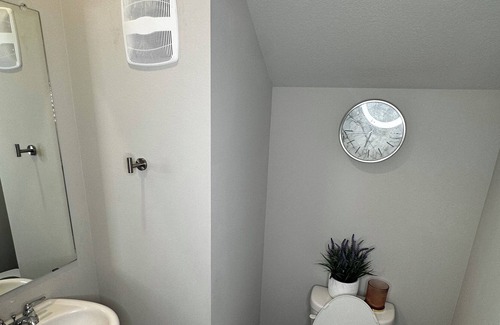 Waukee Casa | Luxury 3 bedrooms, 2.5 bathrooms, and a 2-car garage.
