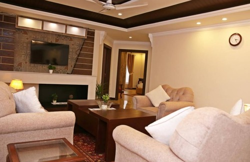 Lahore Apartamento | Luxury 3 Bedrooms Apartment RG